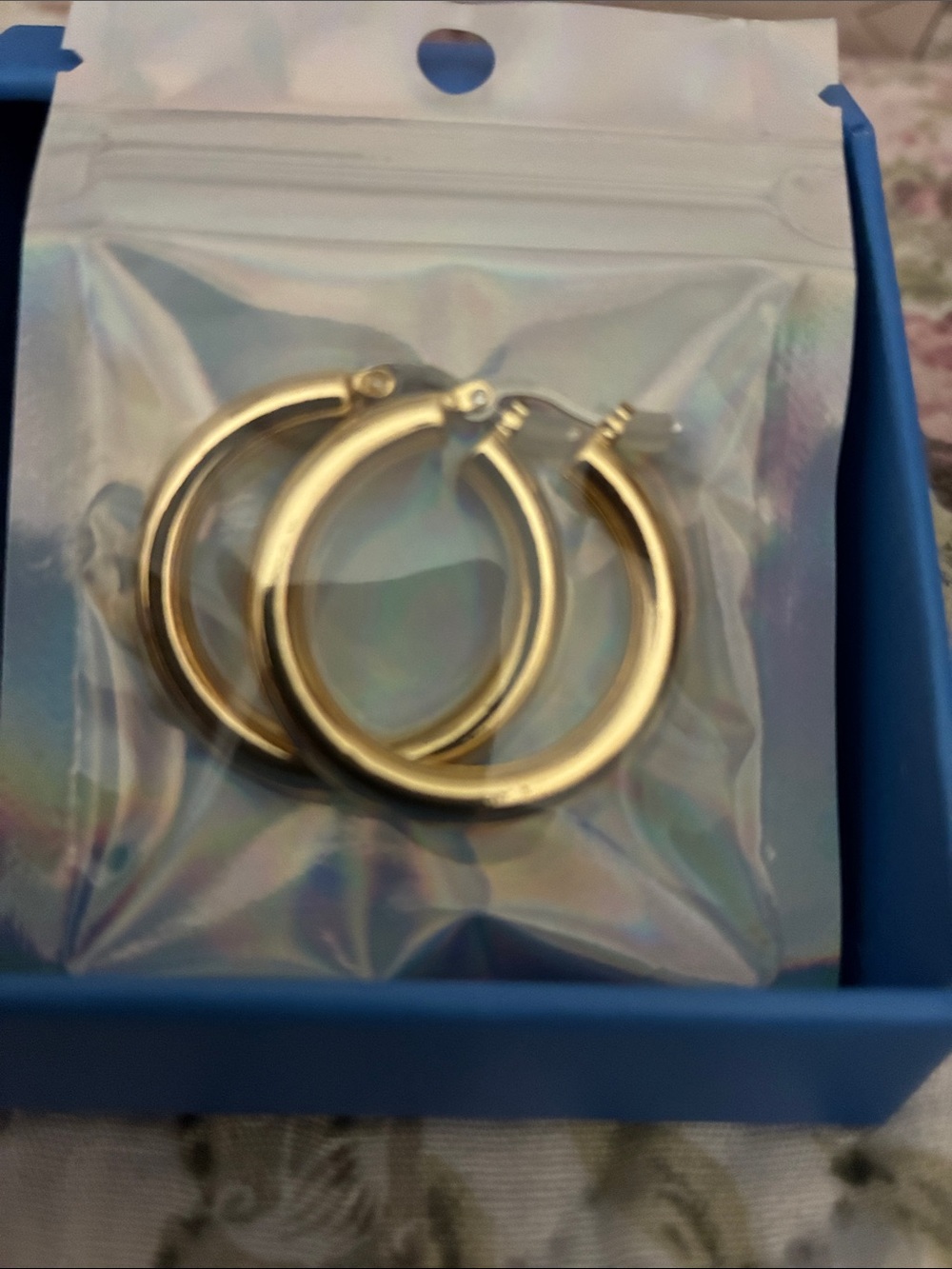Gold Tone Hoop Earrings - Classic Women's Jewelry